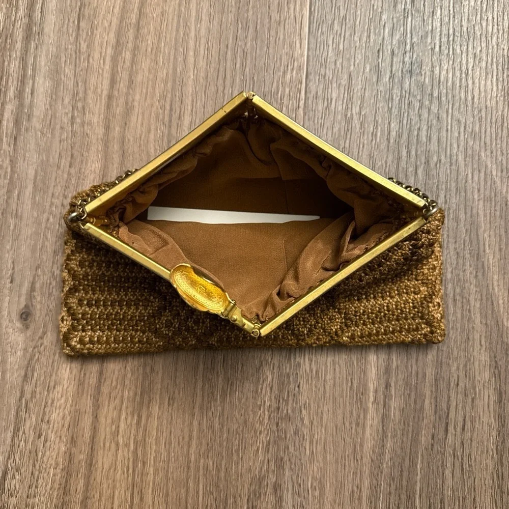 Vintage 1940s brown knit Gold Chain small Clutch
